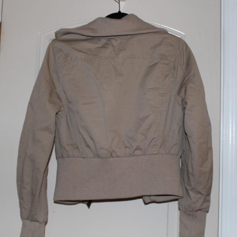 Tan Jacket - Picture 3 of 3